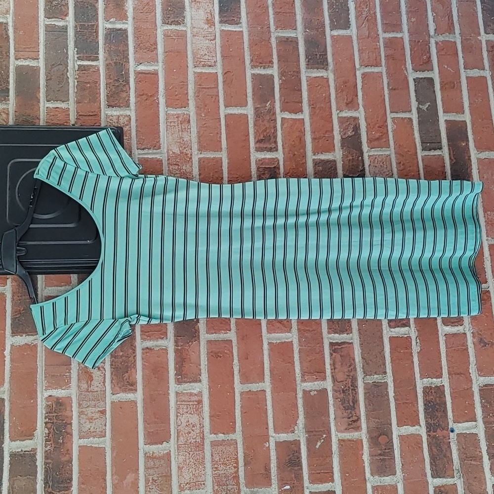 Absolutely ❤️ It!! Midi Dress Size M Juniors